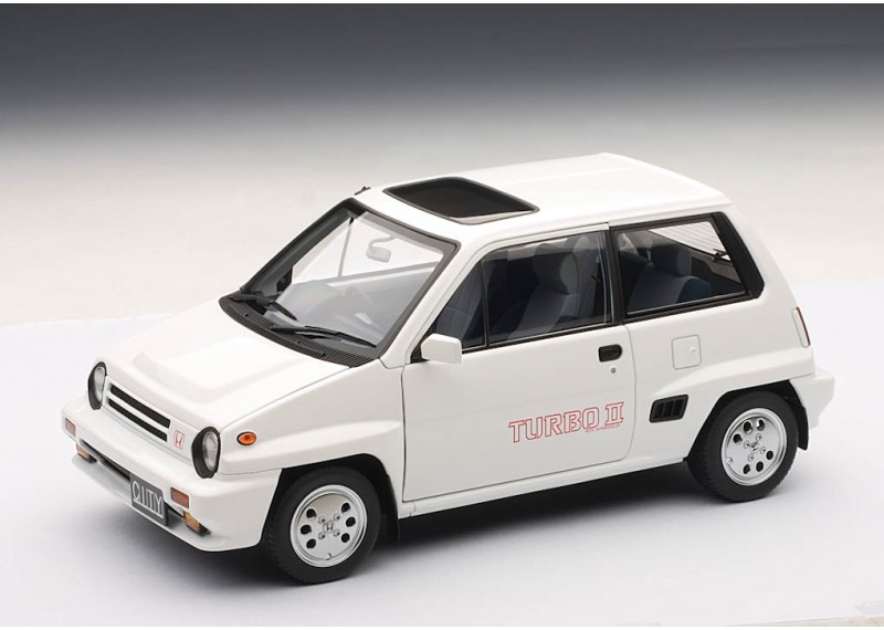 Honda city turbo II 1983 (в комплекте с мини-мото) white 1 ...