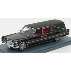 Cadillac S&S Hearse black with closed coffin 1966