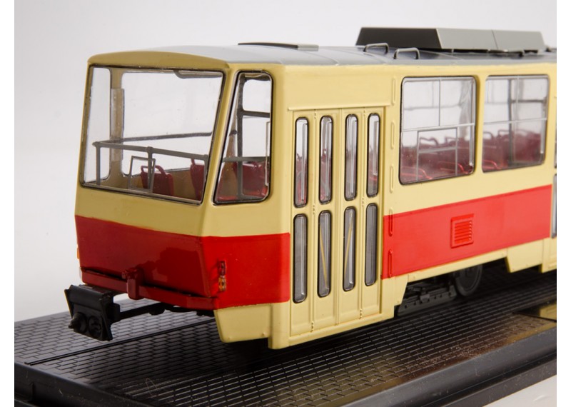 Трамвай Tatra-T6B5